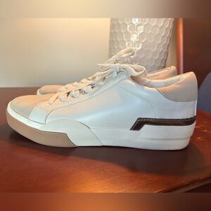 DV by Dolce Vita Off-White Leather Sneakers Women’s Size 8